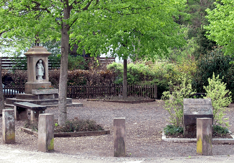Platz am Dorfkreuz St. Nikolaus